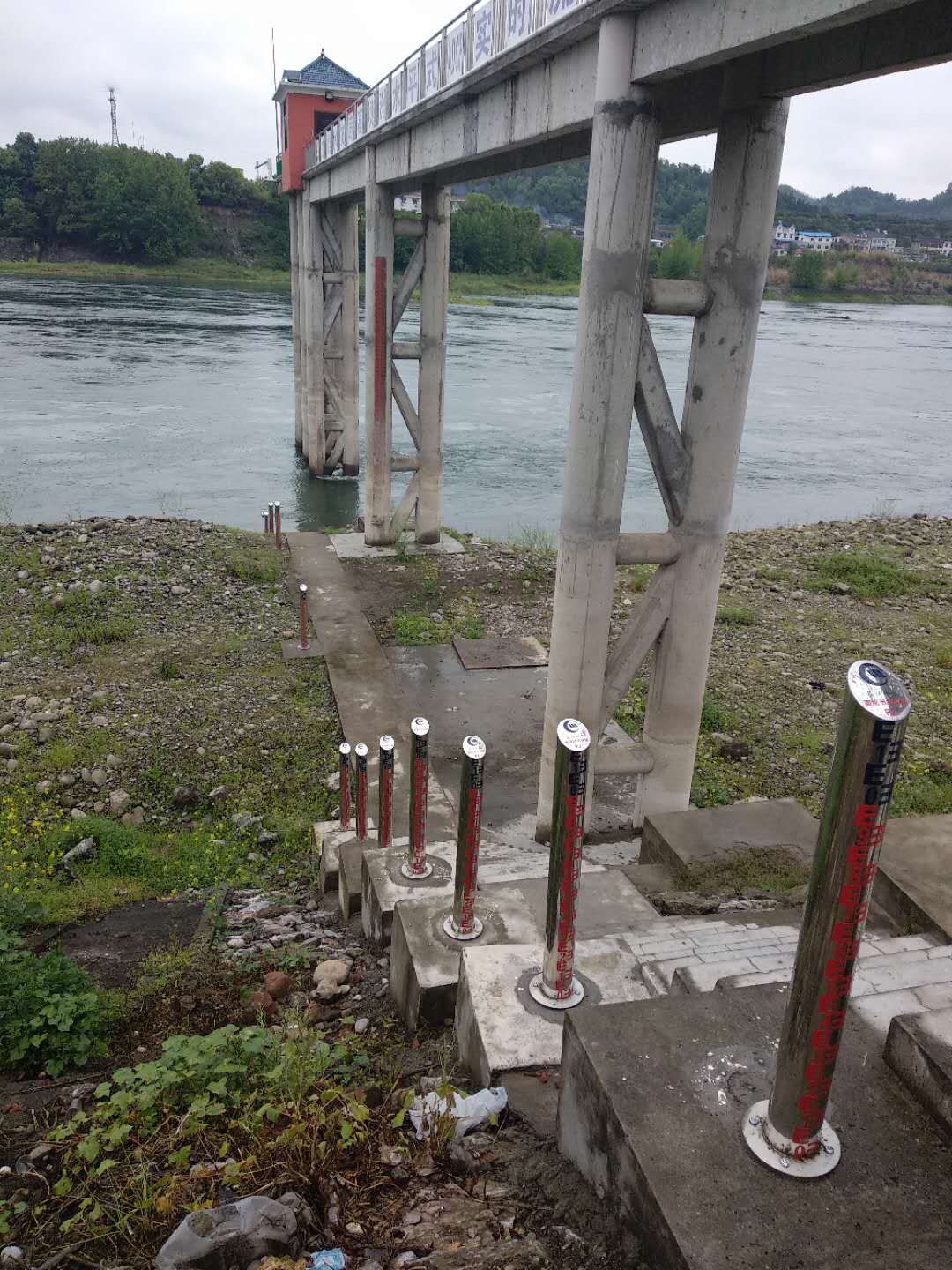定制各種水尺，不銹鋼圓柱水尺